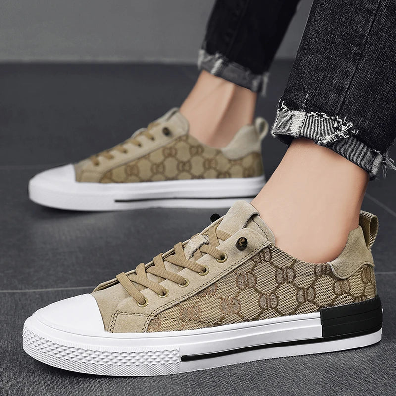 Hot Sale Men's Canvas Shoes Low Sneaker Lightweight Vulcanized Shoes Men Flats Loafers Breathable Casual Shoes Men Espadrille