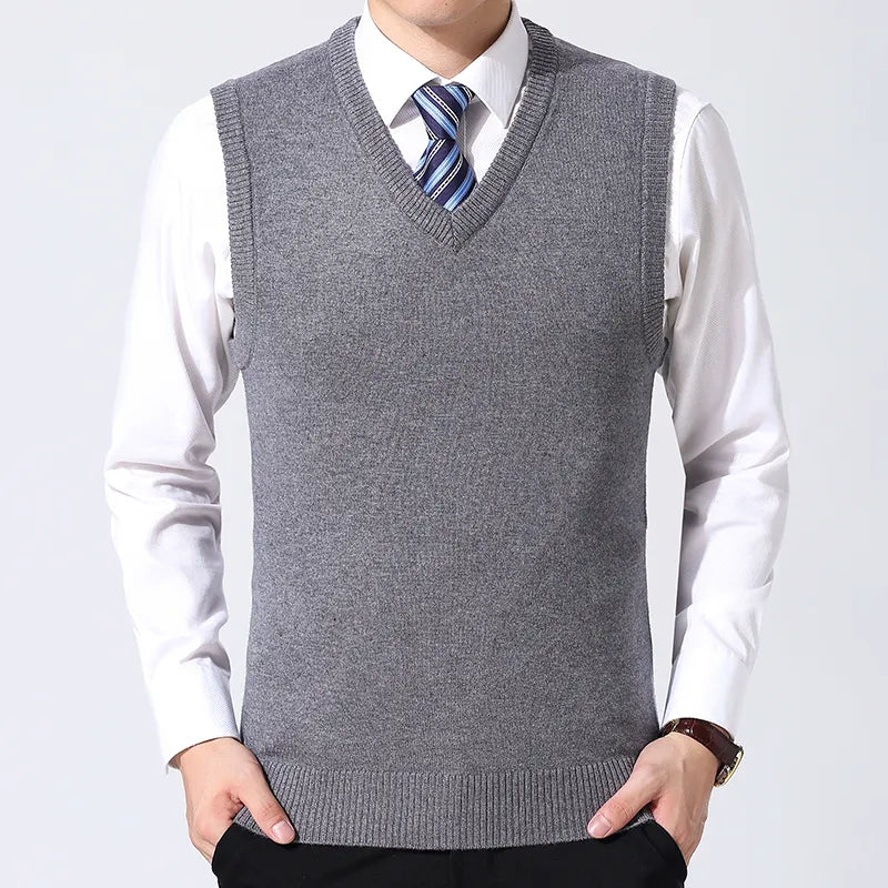 2023 New Fashion Brand Sweater Man Pullovers Vest Slim Fit Jumpers Knitwear Sleeveless Winter Korean Style Casual Clothing Men