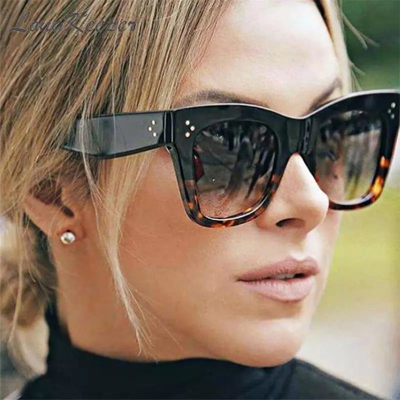 2020 Square Sunglasses Women Big Size Eyewear Lunette Femme Luxury Brand Sunglasses Women Vintage Rivet Sun Glasse UV400