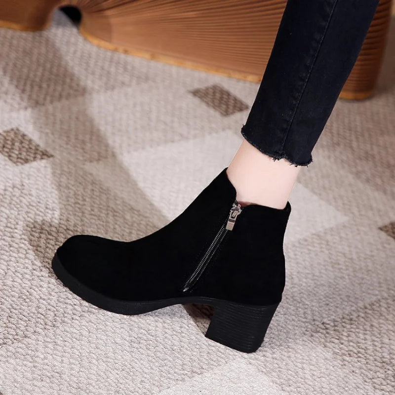 Women's Autumn and Winter 2023 New Fashion Solid Temperament Ankle Boots Round Head Square Heel Slip on Solid Casual Boots Size