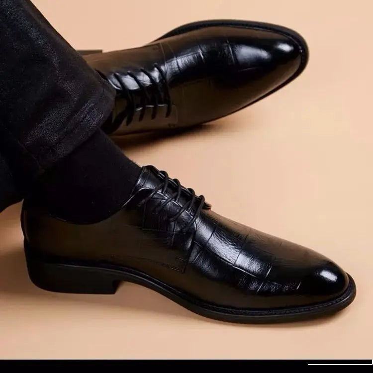 New Black Men Suit Shoes Party Men's Dress Shoes Italian Leather Zapatos Hombre Formal Shoes Men Office Sapatos Social Masculino