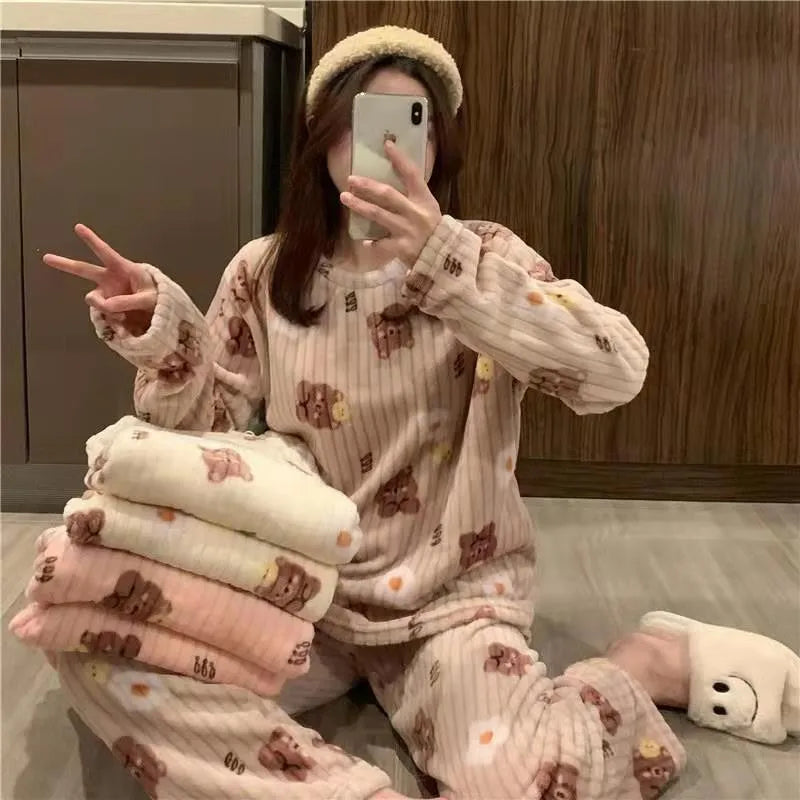 2023 New Women's Pajamas Set Warm Two-Piece Homewear Set Peach Bear Coral Velvet Suit Cute Sweet Thickened Warm Homewear