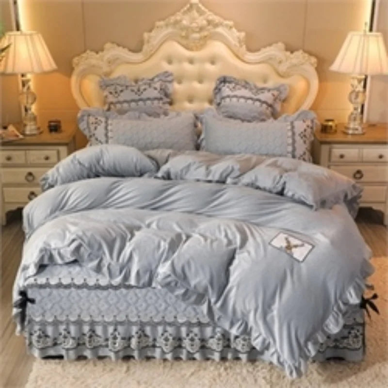 Free shipping bed skirt set European style bed skirt light luxury bed cover pillow cover Hualace bed set large size comforter