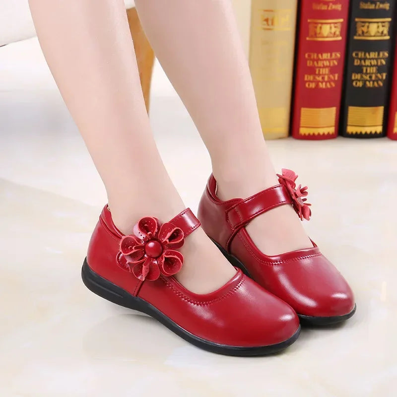 Children's Leather Shoes 2023 New Fashion Soft Soled Princess Party Dress Shoes Elegant Girls Student Performance Leather Shoes