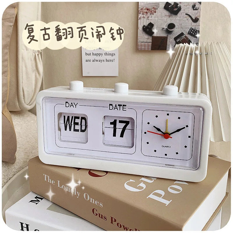 Creative Vintage Flip Clock Mechanical Alarm Clock Desktop Digital Clock with Calendar Clock Home Decor Vintage Home Decor 2022