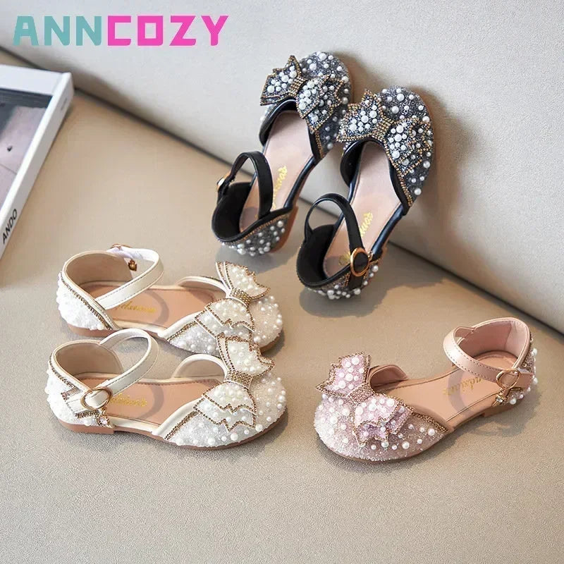 Girls Sandals 2023 Summer Korean Edition New Cute Bow Pearl Sequins Kids Princess Shoes Flat Heels Soft Bottom Dancing Shoes