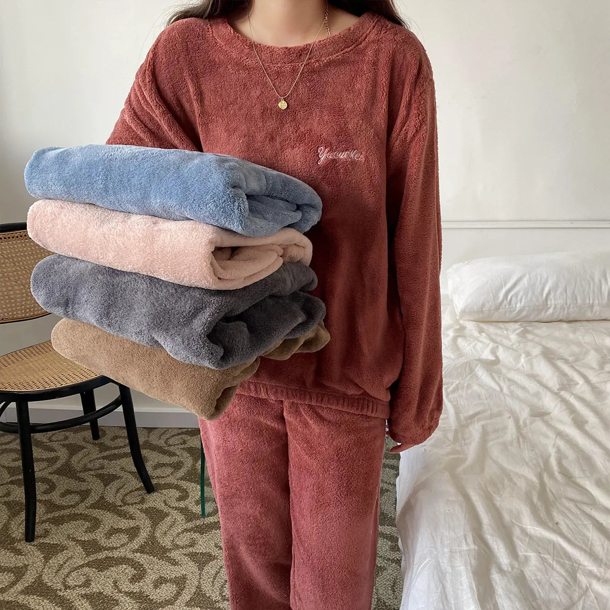 HELIAR Women Velvet Pajama Set Loose Top And Elastic Waist Pants Home Casual Warm Woolen Suit Women 2023 Autumn Winter