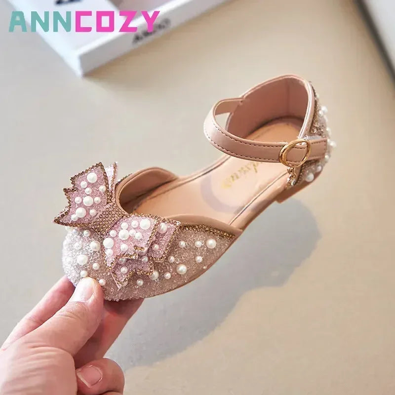 Girls Sandals 2023 Summer Korean Edition New Cute Bow Pearl Sequins Kids Princess Shoes Flat Heels Soft Bottom Dancing Shoes