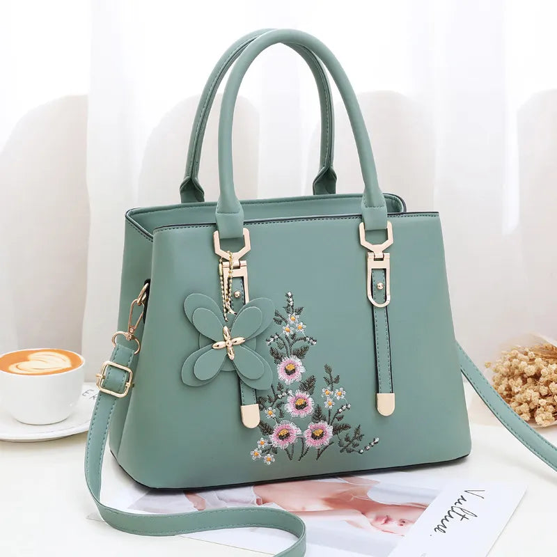 2022 Summer New Fashion Women's One Shoulder Crossbody Bag Large Capacity Portable Mother Bag