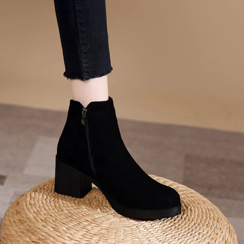 Women's Autumn and Winter 2023 New Fashion Solid Temperament Ankle Boots Round Head Square Heel Slip on Solid Casual Boots Size