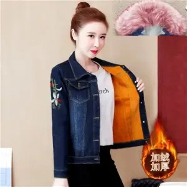 2023 Autumn Winter Fleece Denim Jacket Women Big Fur Collar Short Coat Thicken Velvet Liner Warm Tops Lady Jean Coat Outerwear