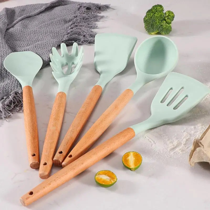 Silicone Kitchen Utensils Set Non-Stick Cookware For Kitchen Wooden Handle Spatula Egg Beaters Kitchenware Kitchen Accessories